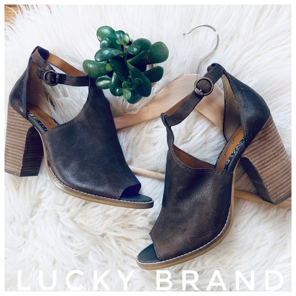 Lucky Brand Shoes - 🌿- LUCKY BRAND leather block heel shoes